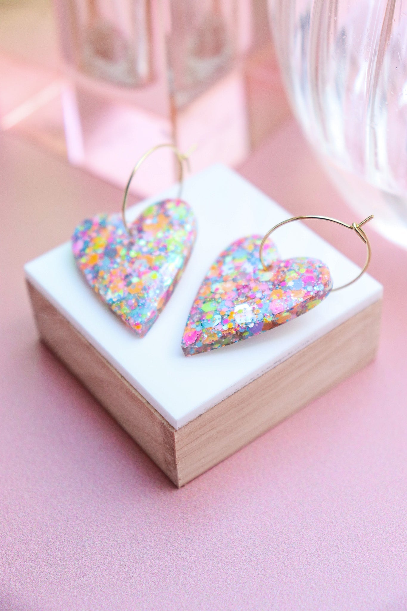 Boucles d'oreilles Mimi Résine à Paillettes